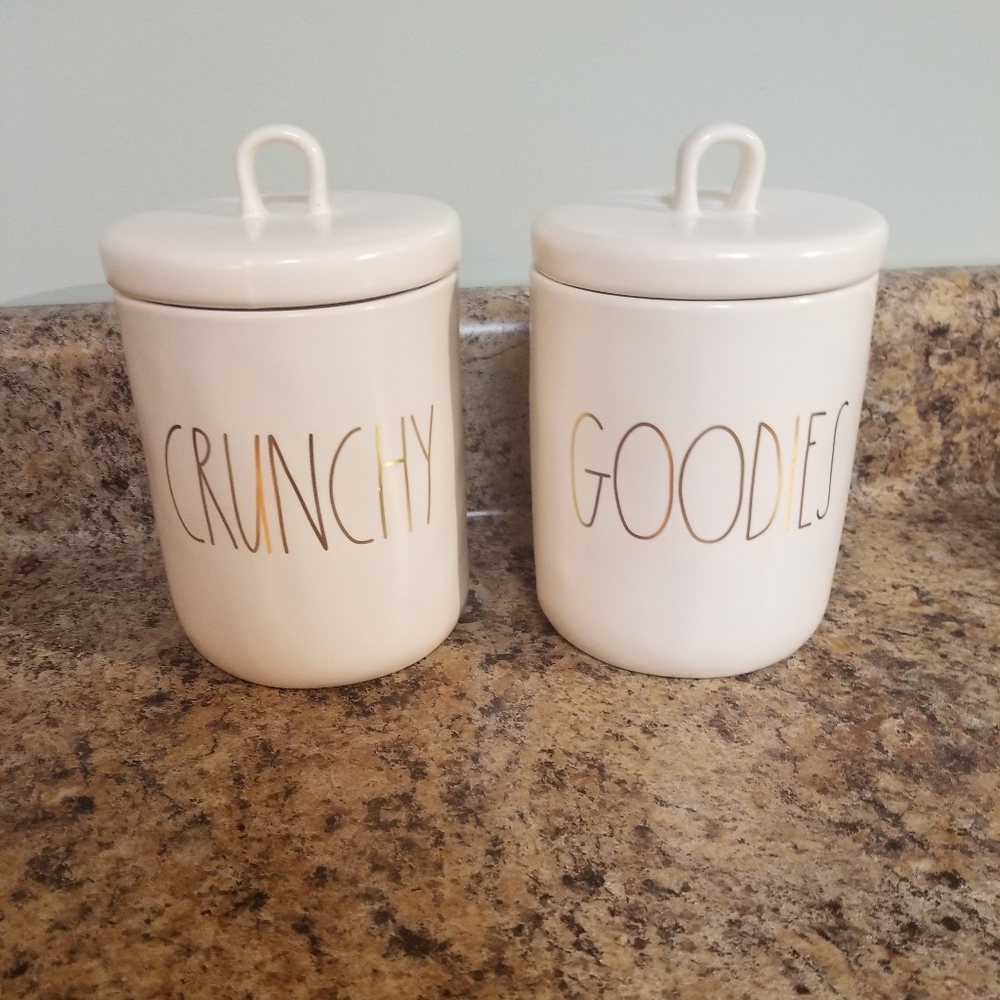 Rae dunn canister set